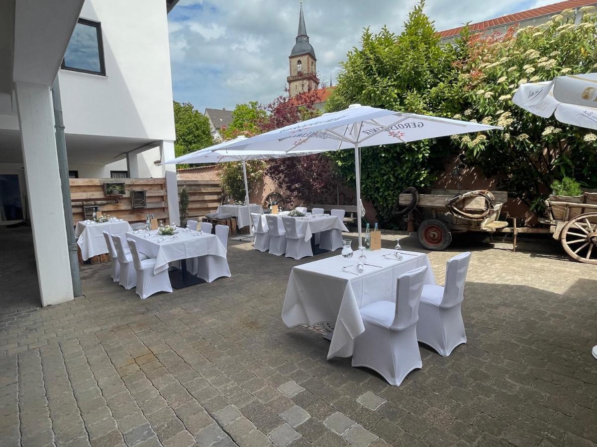 Hotel Restaurant Goldenes Ross Gollheim Exteriör bild